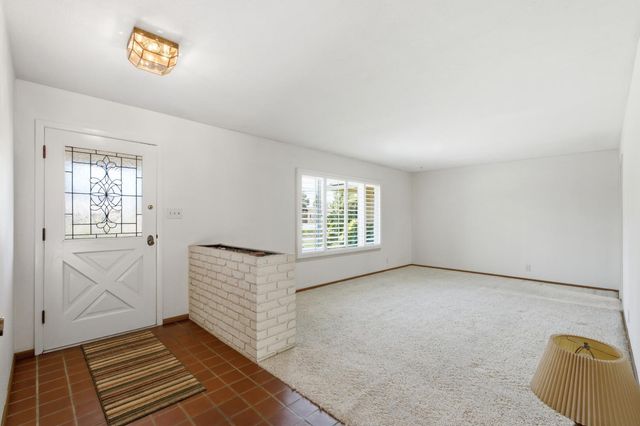 4328 E Rialto Avenue, Fresno, CA 93726