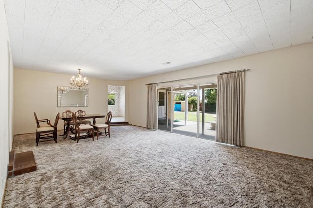 4328 E Rialto Avenue, Fresno, CA 93726