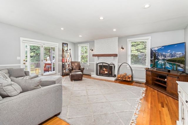 266 West Street, Reading, MA 01867