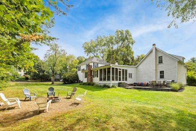 266 West Street, Reading, MA 01867