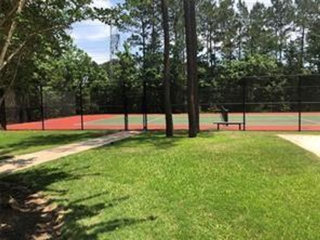 28200 Horse Shoe Lane, Waller, TX 77484