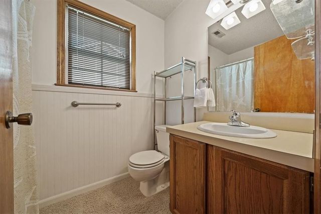 2729 Pebble Lane, Lawrence, KS 66047