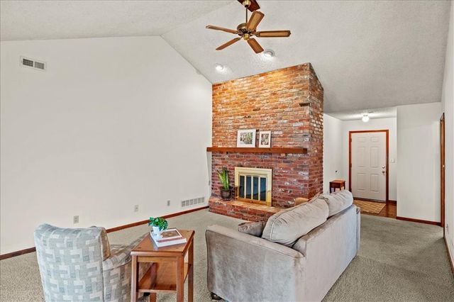 2729 Pebble Lane, Lawrence, KS 66047