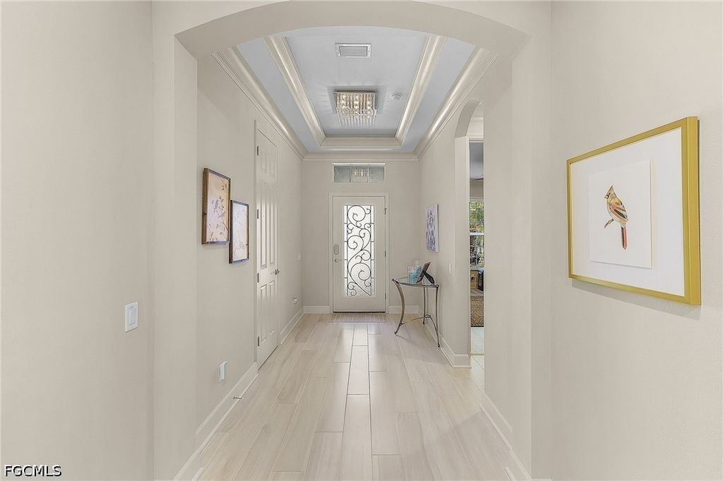 Image 2 of property listing at 2736 Lambay CT, Cape Coral, FL 33991