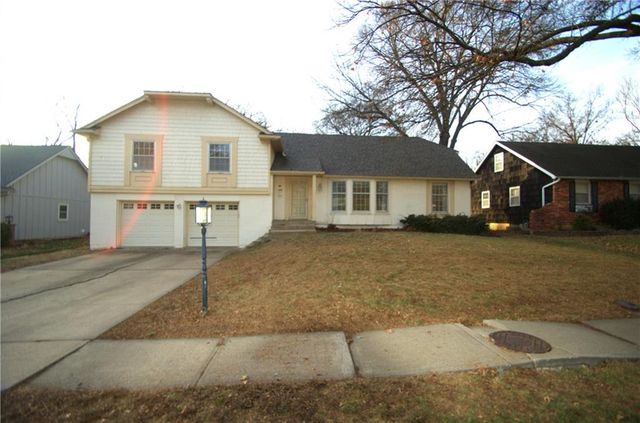 10120 Glenwood Street, Overland Park, KS 66212