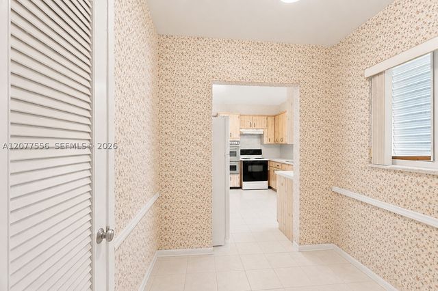 425 S 15th Ave, Hollywood, FL 33020