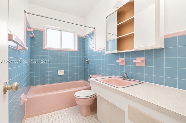 425 S 15th Ave, Hollywood, FL 33020