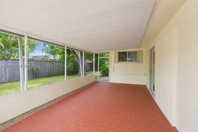 425 S 15th Ave, Hollywood, FL 33020