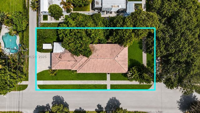 425 S 15th Ave, Hollywood, FL 33020