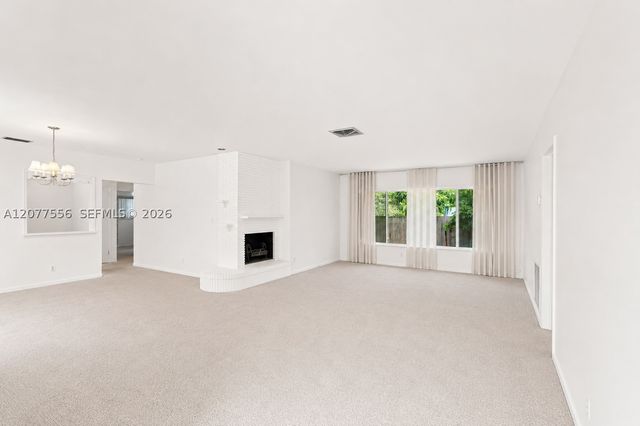 425 S 15th Ave, Hollywood, FL 33020