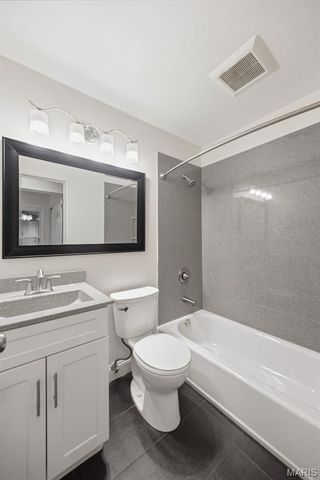 3175 Harness Drive, Florissant, MO 63033