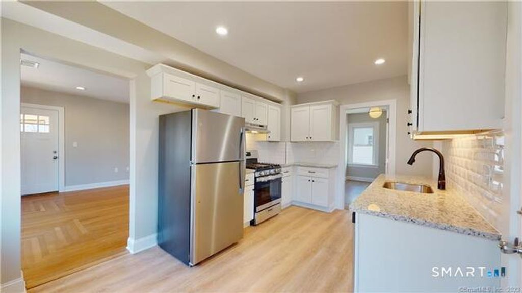 37 Harrison Avenue, Branford, CT 06405