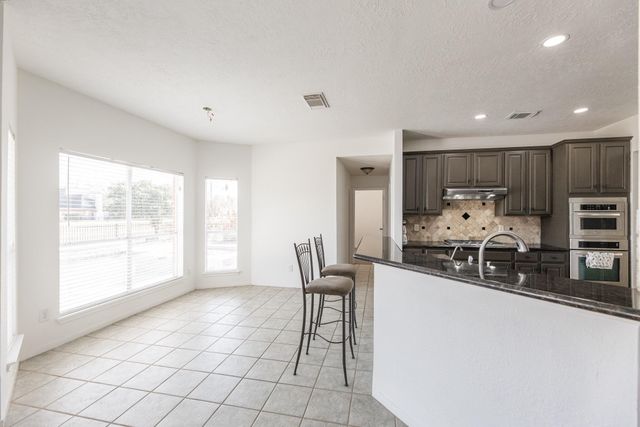 15422 Downford Drive, Tomball, TX 77377