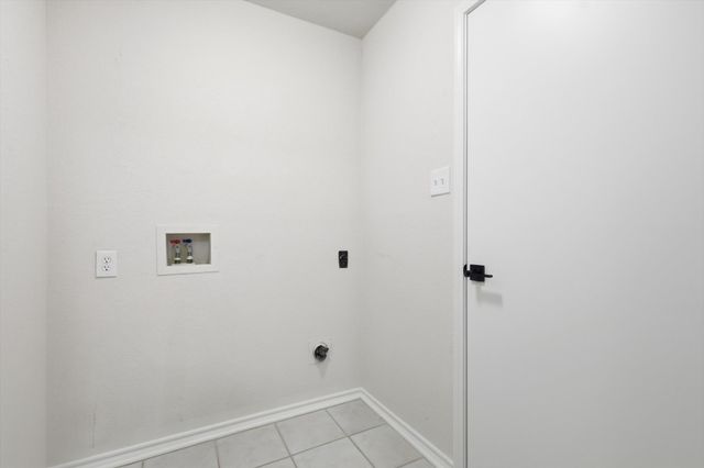 50 Cimarron Drive, Roanoke, TX 76262