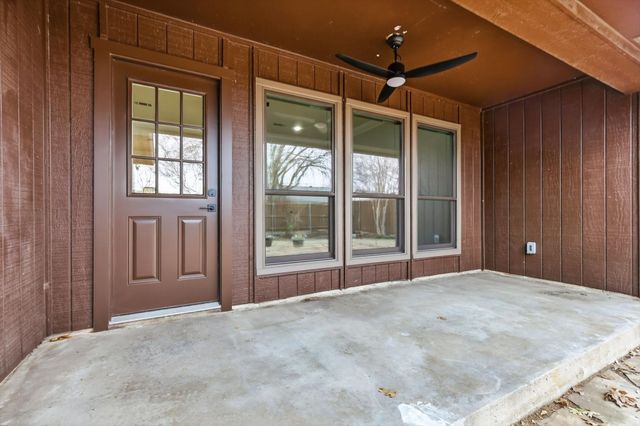 50 Cimarron Drive, Roanoke, TX 76262