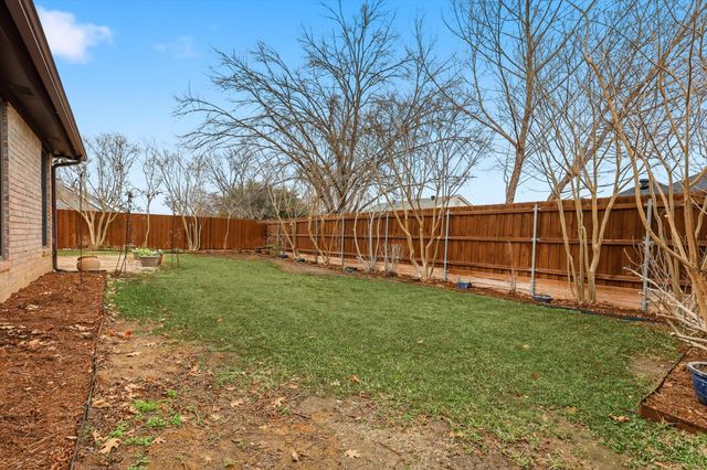 50 Cimarron Drive, Roanoke, TX 76262