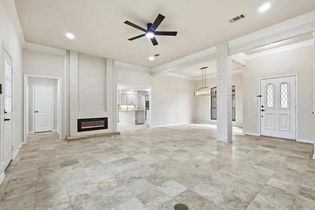 50 Cimarron Drive, Roanoke, TX 76262