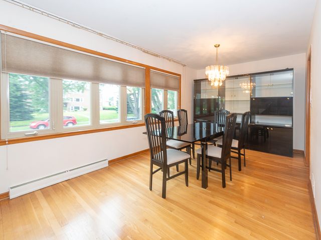 8909 N Wisner Street 1, Niles, IL 60714