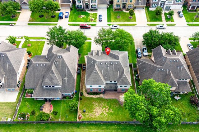 1111 Haye Road, Friendswood, TX 77546