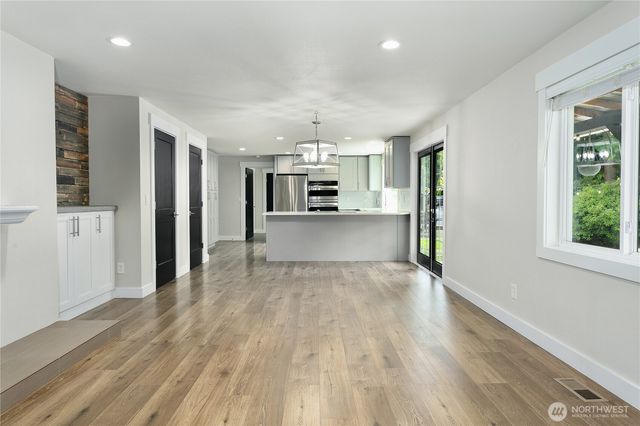 3304 21st Street SE, Puyallup, WA 98374