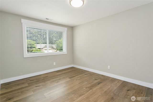 3304 21st Street SE, Puyallup, WA 98374