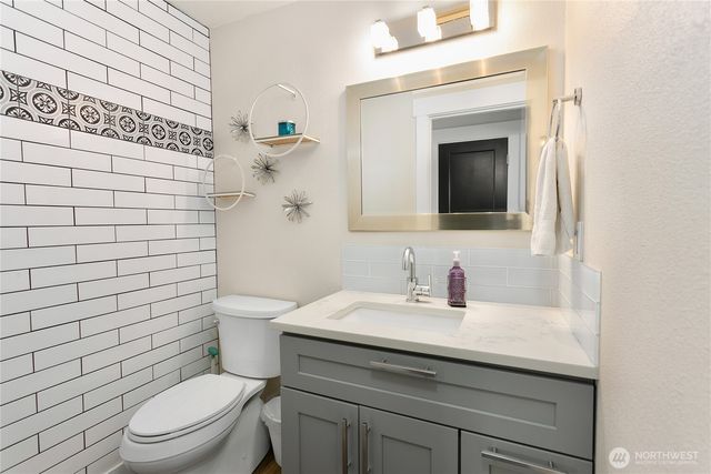 3304 21st Street SE, Puyallup, WA 98374