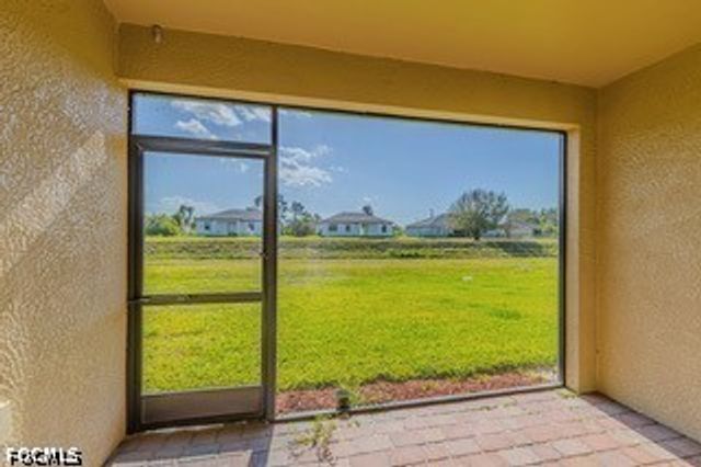 10736 Crossback LN, Lehigh Acres, FL 33936