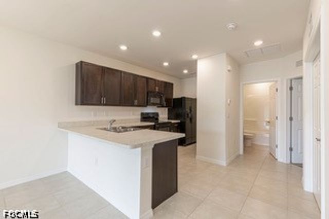 10736 Crossback LN, Lehigh Acres, FL 33936