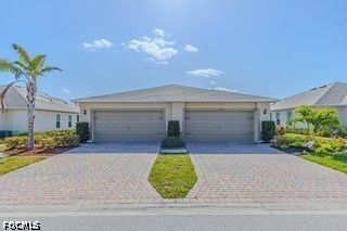 10736 Crossback LN, Lehigh Acres, FL 33936