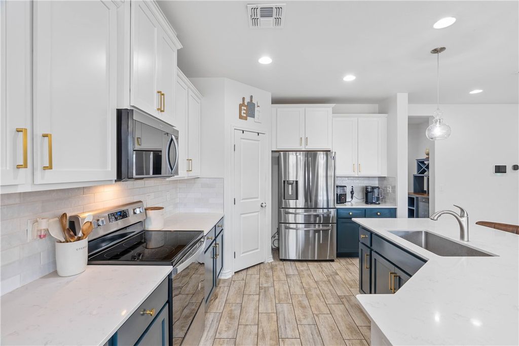 1016 Ocean Breeze, Portland, TX 78374 — photo 5