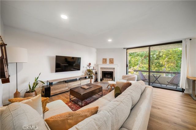 708 Fremont Villas 1, Los Angeles, CA 90042