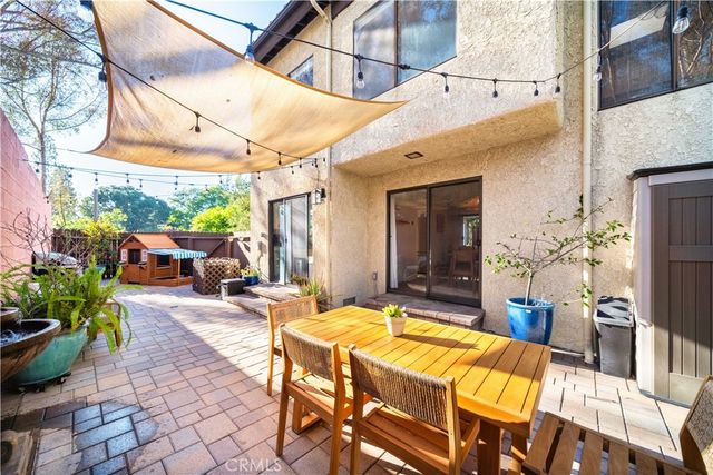 708 Fremont Villas 1, Los Angeles, CA 90042
