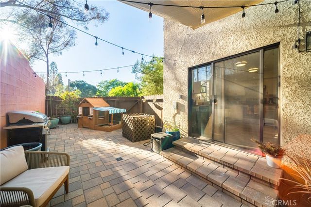 708 Fremont Villas 1, Los Angeles, CA 90042