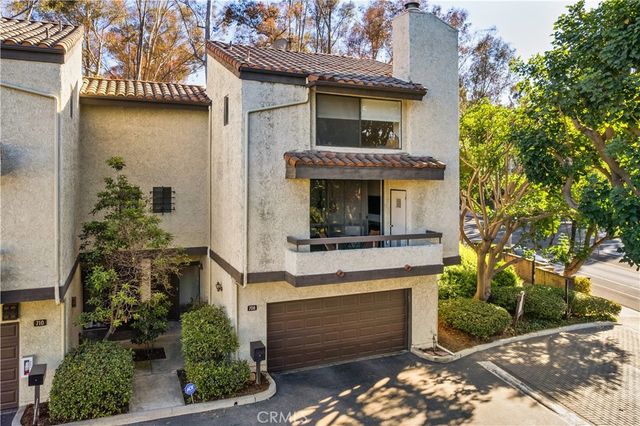 708 Fremont Villas 1, Los Angeles, CA 90042