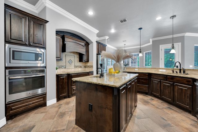 4120 Shiloh Trail, Midlothian, TX 76065