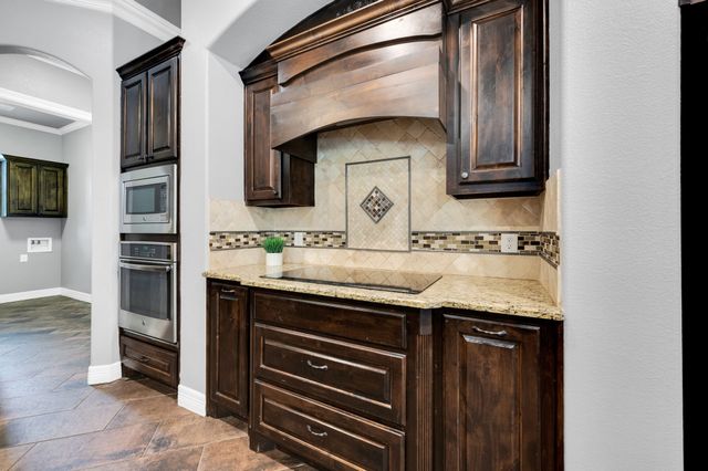 4120 Shiloh Trail, Midlothian, TX 76065