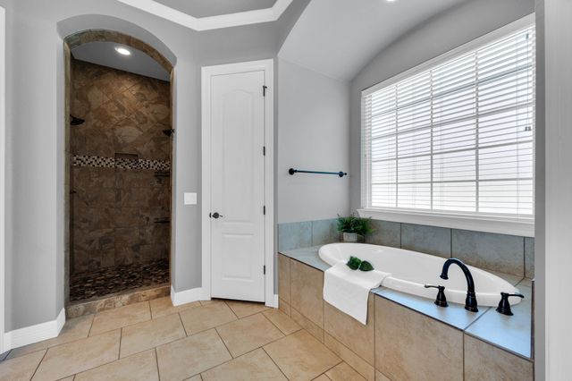 4120 Shiloh Trail, Midlothian, TX 76065