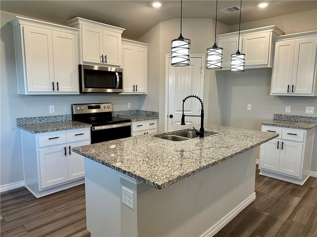 2110 Chief Street, Bryan, TX 77807