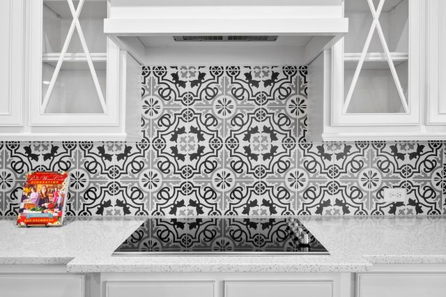 1209 Rushmore Drive, Burleson, TX 76028