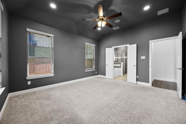 1209 Rushmore Drive, Burleson, TX 76028