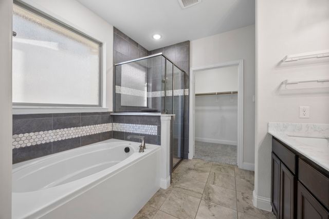 1209 Rushmore Drive, Burleson, TX 76028