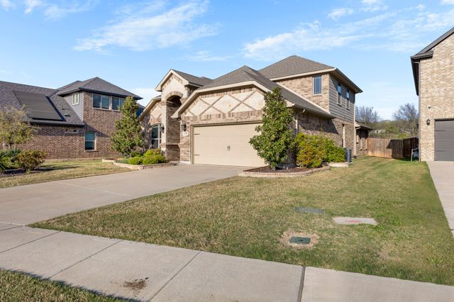 1209 Rushmore Drive, Burleson, TX 76028