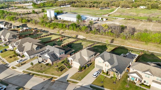 1209 Rushmore Drive, Burleson, TX 76028