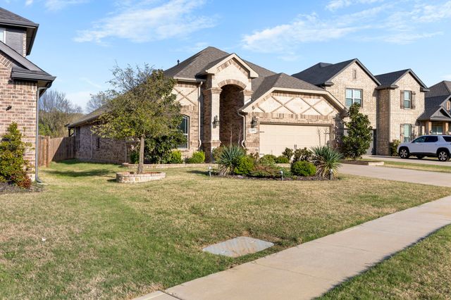 1209 Rushmore Drive, Burleson, TX 76028