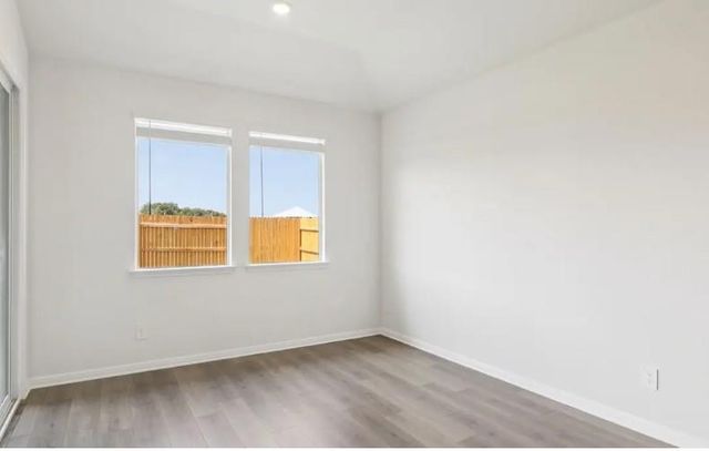 225 Divisadero DR, Hutto, TX 78634