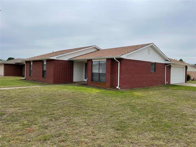 1019 Burning Wood Drive, Shawnee, OK 74804