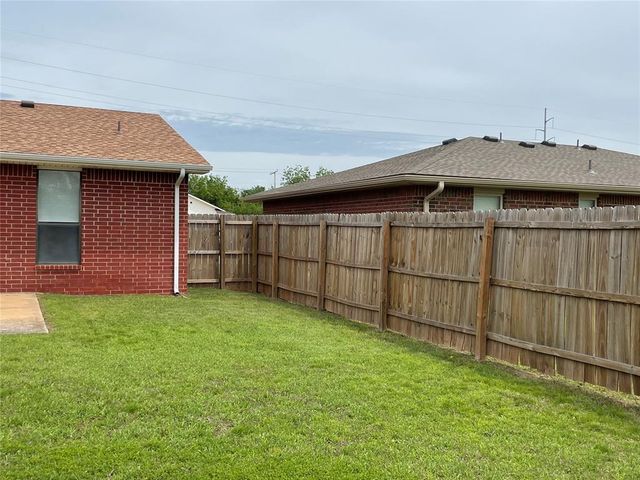 1019 Burning Wood Drive, Shawnee, OK 74804