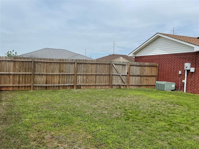 1019 Burning Wood Drive, Shawnee, OK 74804
