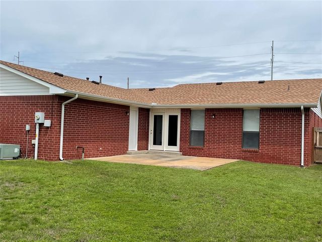 1019 Burning Wood Drive, Shawnee, OK 74804