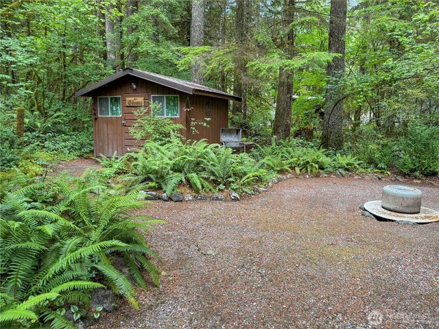 158 3 E Big River Boulevard, Deming, WA 98244